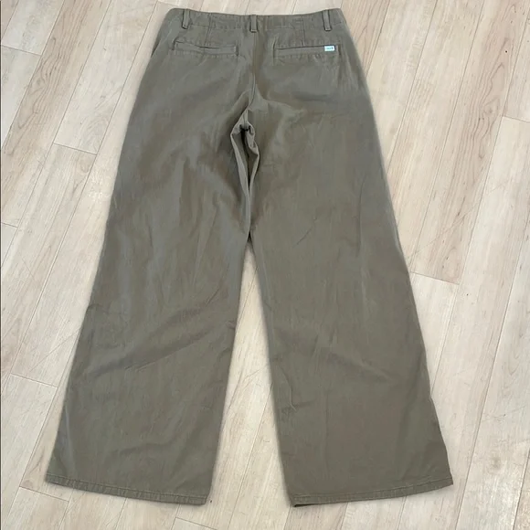 Levi's 28x32 Brown-Tan Wide Leg - Picture 7 of 16